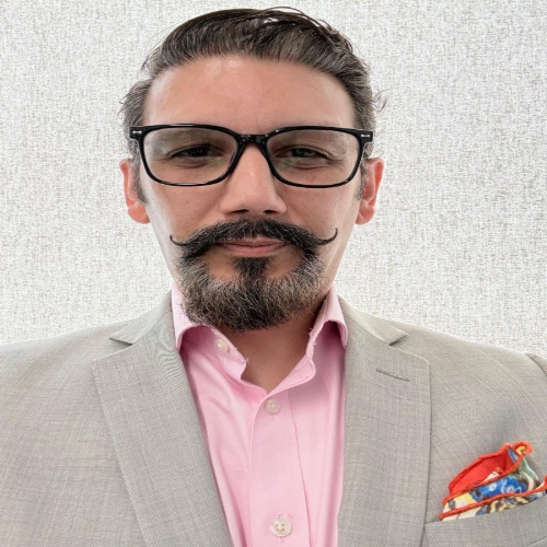 Dr Osman Khan - Director & Faculty Profile