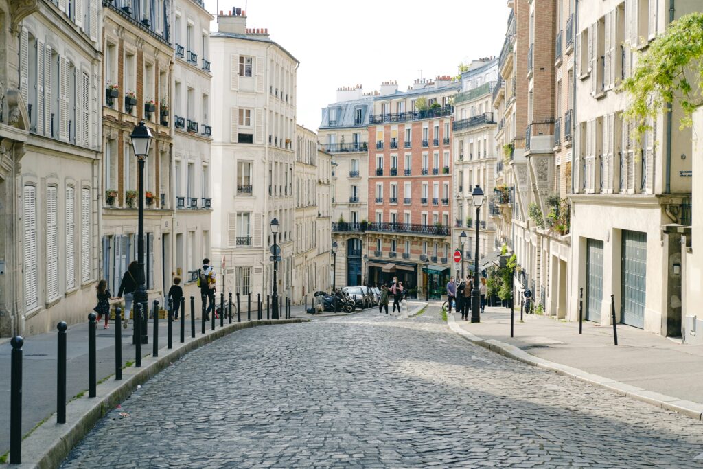 clement-dellandrea--qo0O0y3EUA-unsplash